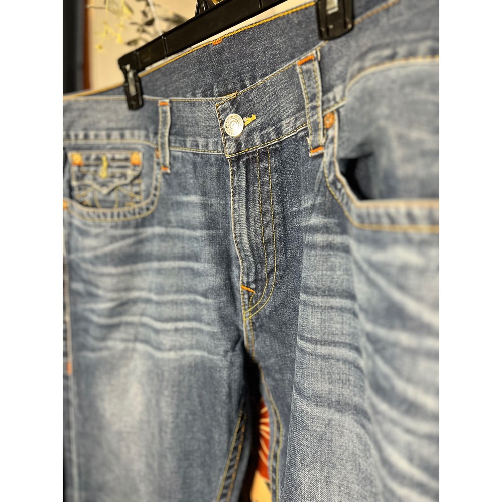 True Religion Mens Straight Section Jeans Blue Denim 42x34 Y2K Buddha Patch - Picture 2 of 5